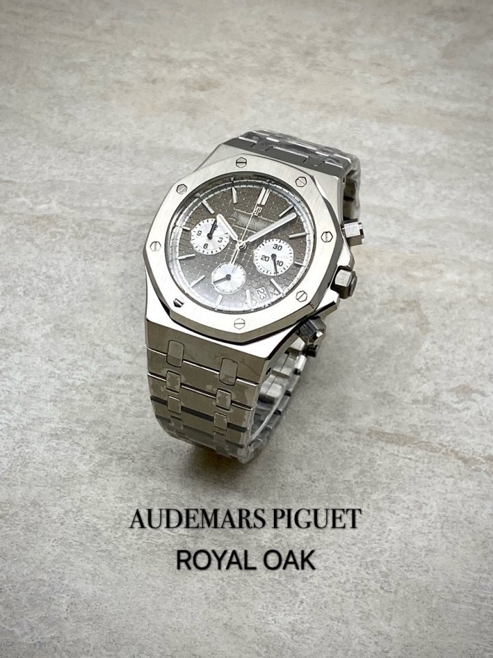 오데마피게 로얄오크 크로노그래프 그레이다이얼 국내배송