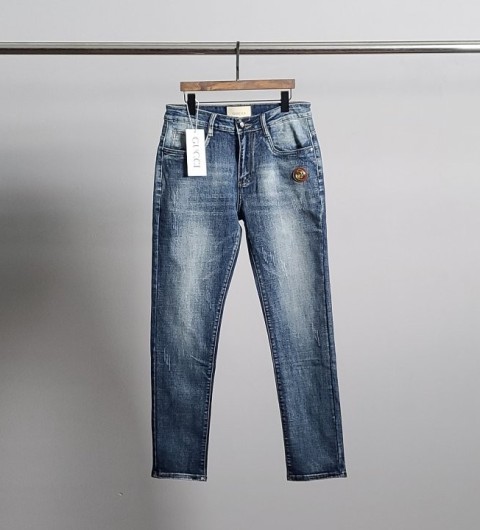 구찌 캣프린트 워싱 청바지 국내배송