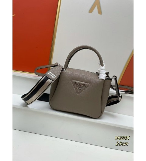 프라다 코스메틱 파우치 국내배송