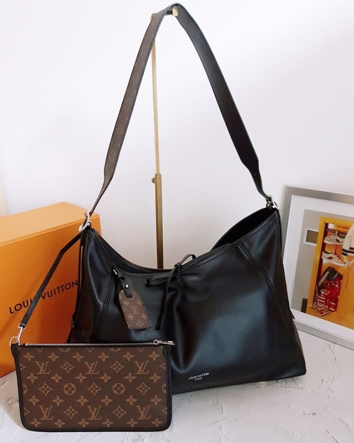 루이비통 고급 캐리올 다크 MM 숄더백  1국내배송