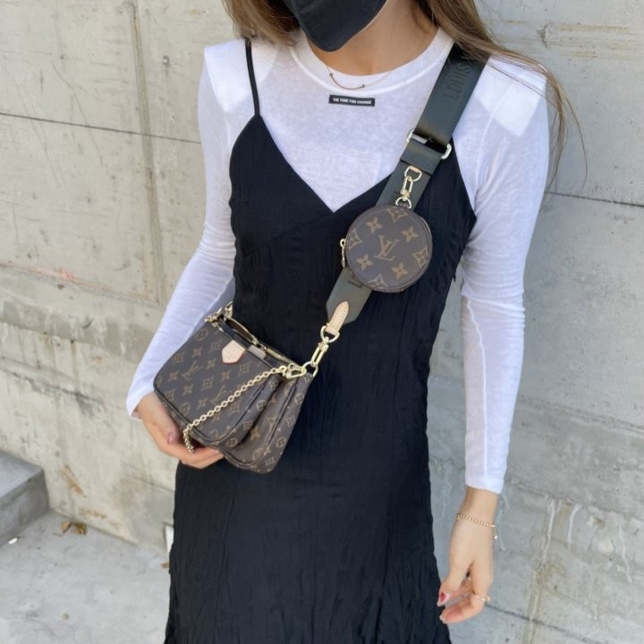 루이비통 멀티 포쉐트 악세수아 국내배송