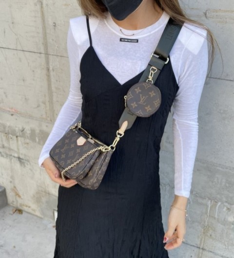 루이비통 멀티 포쉐트 악세수아 국내배송