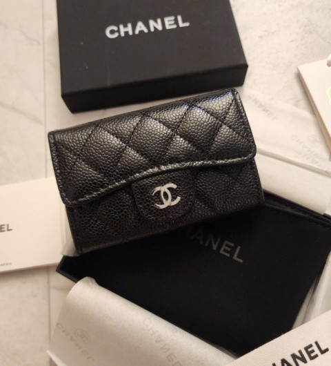 샤넬 클래식 덮개 카드지갑 국내배송