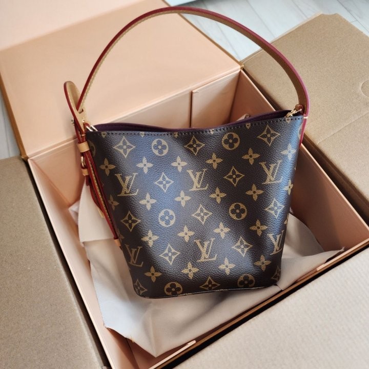 루이비통 올인 BB 국내배송