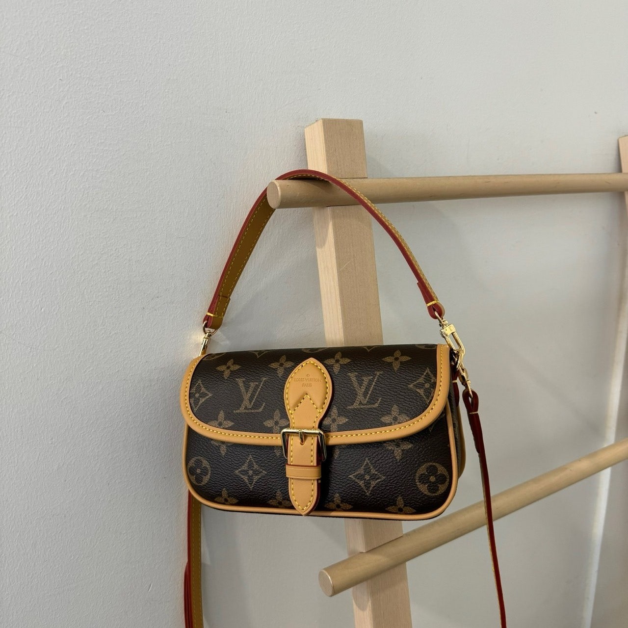 루이비통 나노 다이앤 미니백 국내배송