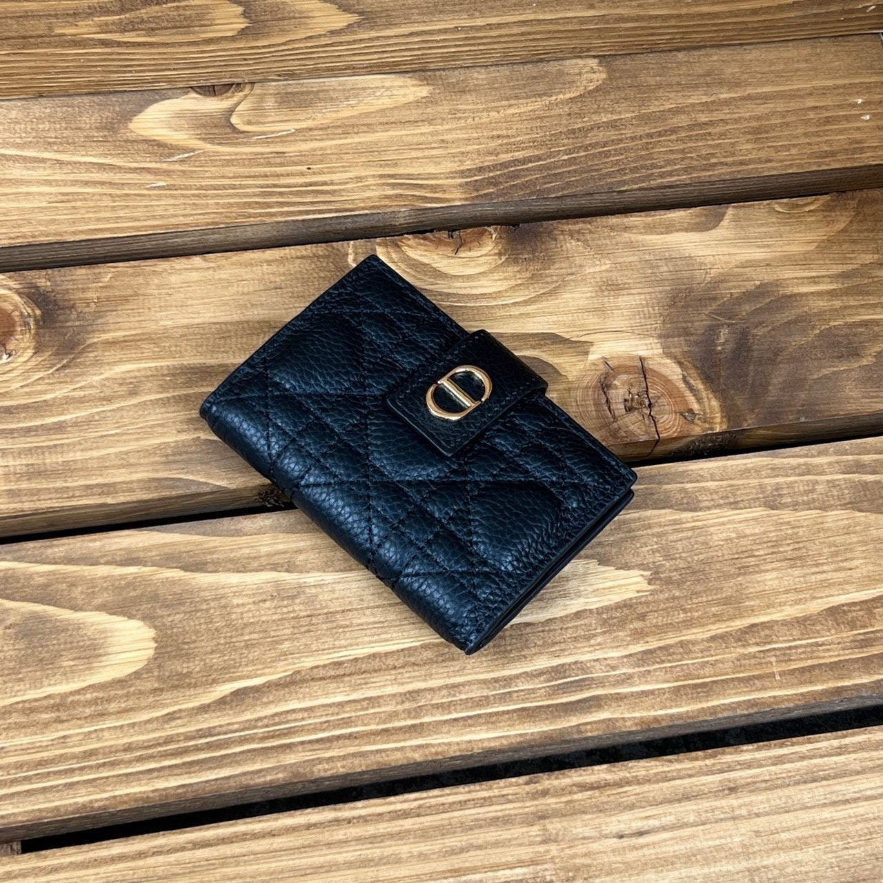 디올 카로 단델리온 카드지갑 국내배송