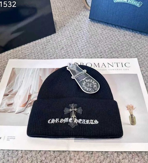 크롬하츠 레더 크로스 레터링 비니 블랙 국내배송