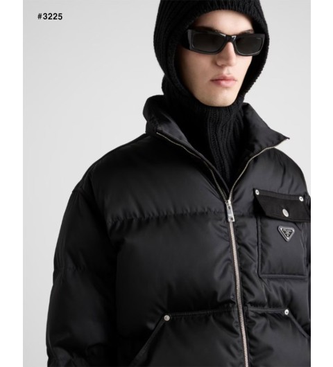 프라다 삼각로고 크롭 다운 패딩 자켓 국내배송