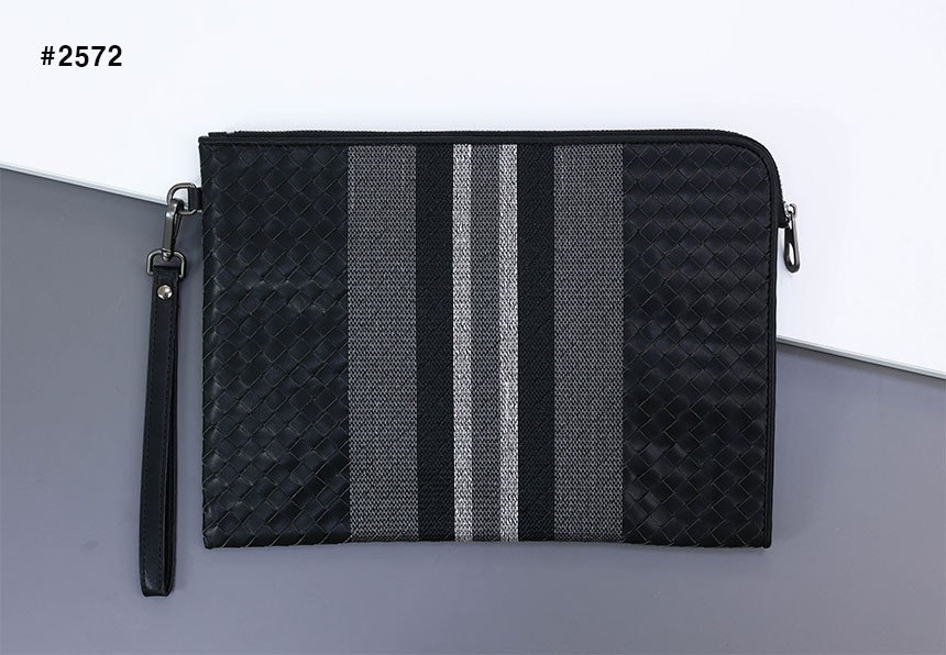 보테가베네타 인트레치아토 콤비 클러치 백 국내배송