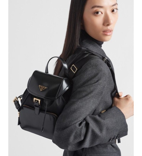 프라다 [ 고급 ] 리나일론 브러쉬드 레더 백팩 2 국내배송