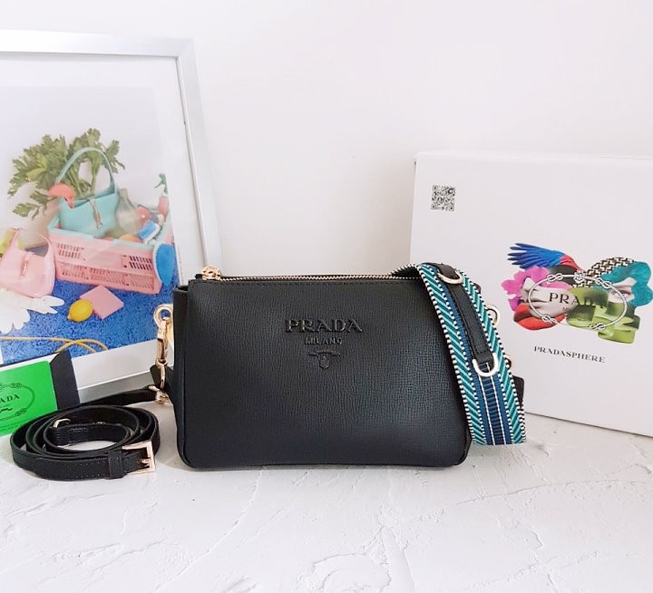 프라다[ 고급 ] 칼라장식트윈 크로스 1국내배송