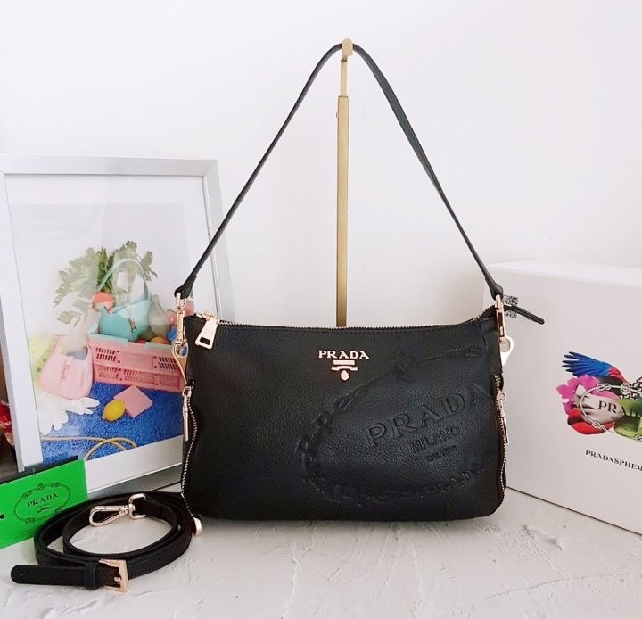 프라다 [ 고급 ] 불박 양지퍼 숄더크로스 1국내배송