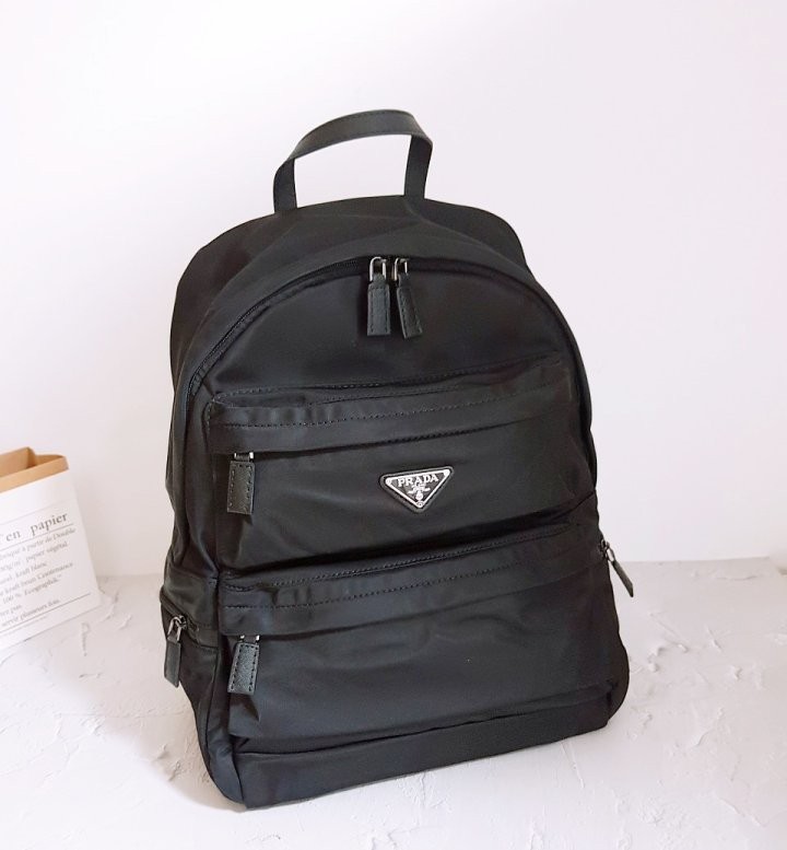 프라다 포코노 이서진백팩 2 국내배송