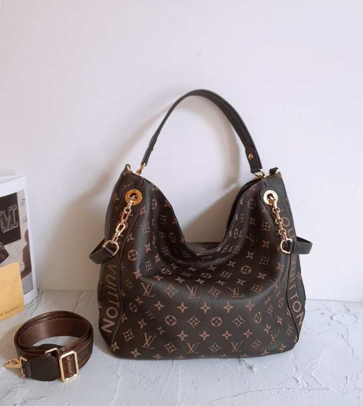 루이비통 [ 고급 ] 레이져 숄더백 2 국내배송