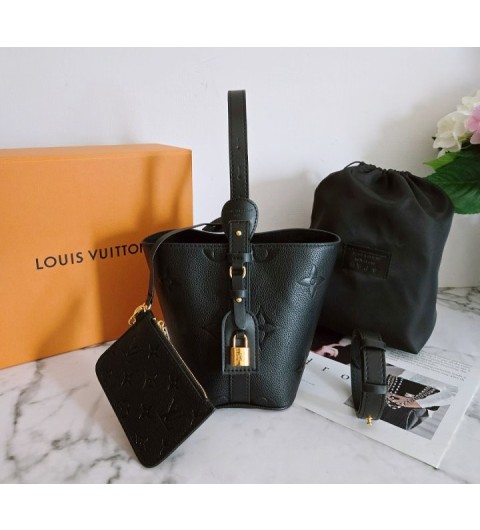 루이비통 [고급] 올인 BB 백 모노그램 앙프렝뜨 숄더백 1국내배송