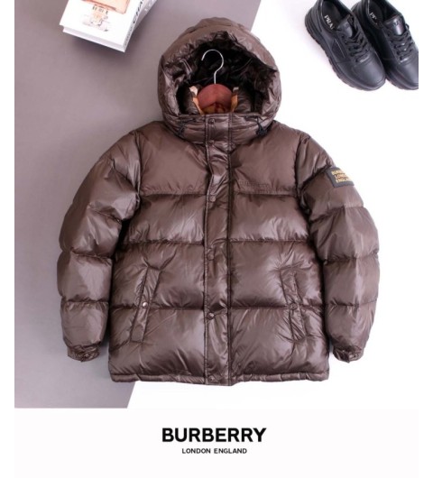 버버리 디태처블 다운 패딩 국내배송