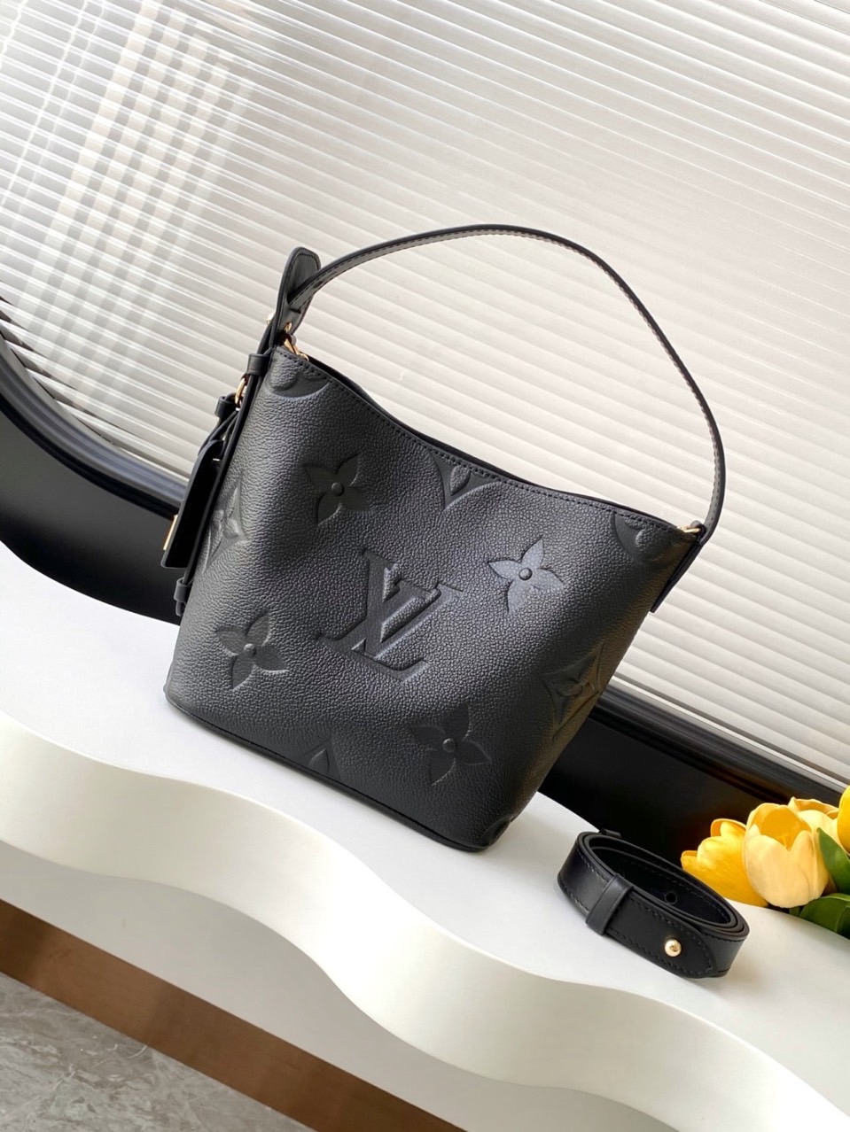 루이비통 올인 BB 국내배송