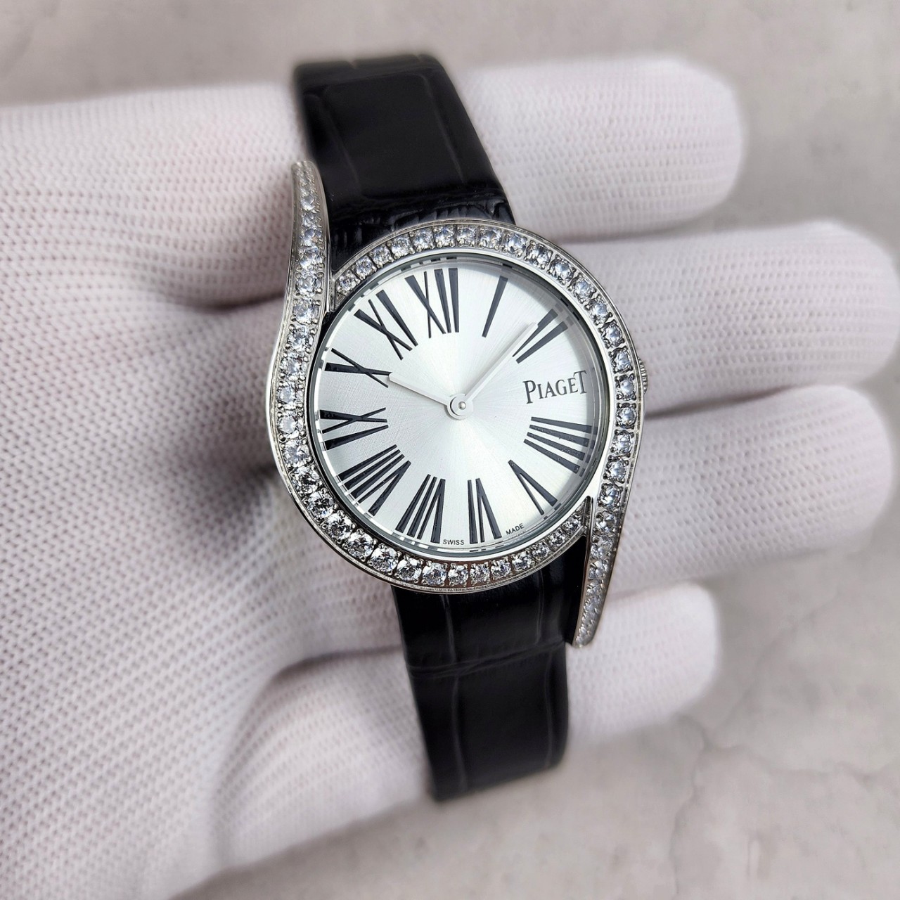 피아제 라임라이트 갈라 블랙 국내배송