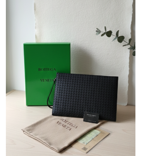 보테가  수입 인트레치아토 미디엄 도큐먼트 케이스 클러치 국내배송