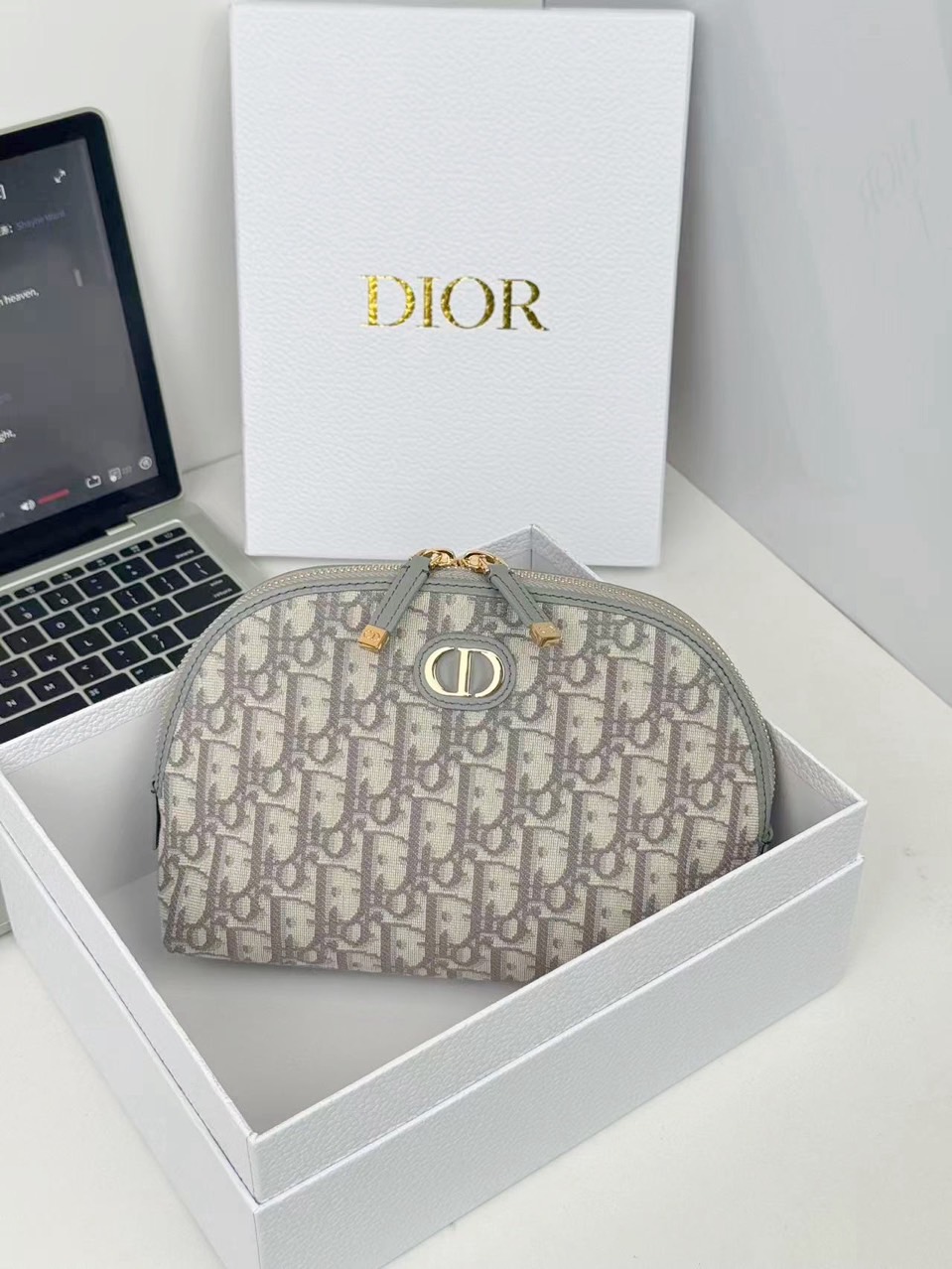 디올 가방 해외배송