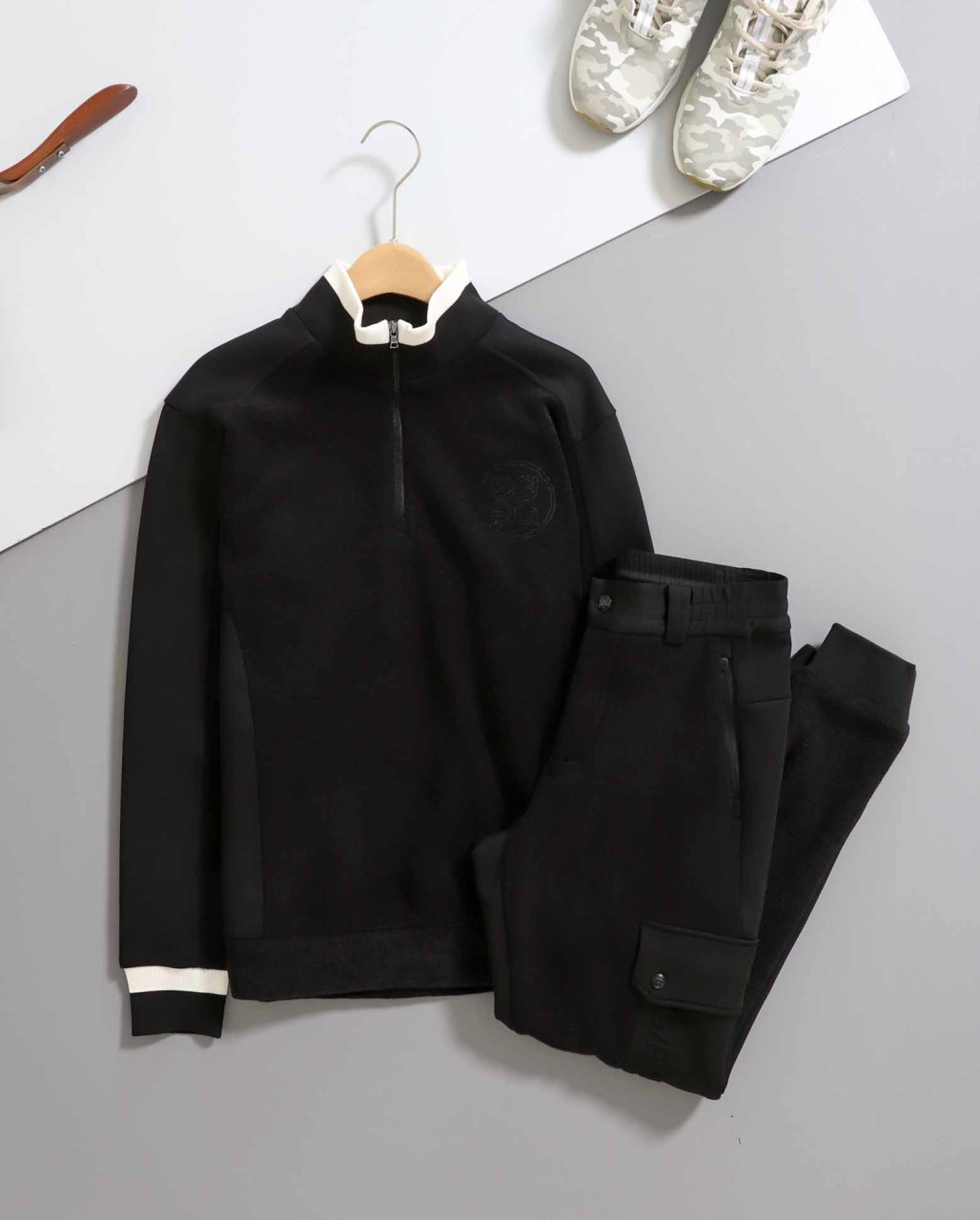 지포어 [ G/F ] 수입 부클 하프집업 & 부클 조거 팬츠 set 입고 국내배송