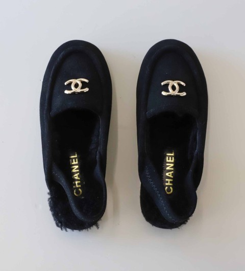 샤넬  스웨이드 시어링 슬리퍼 뮬 -단가인하- 국내배송