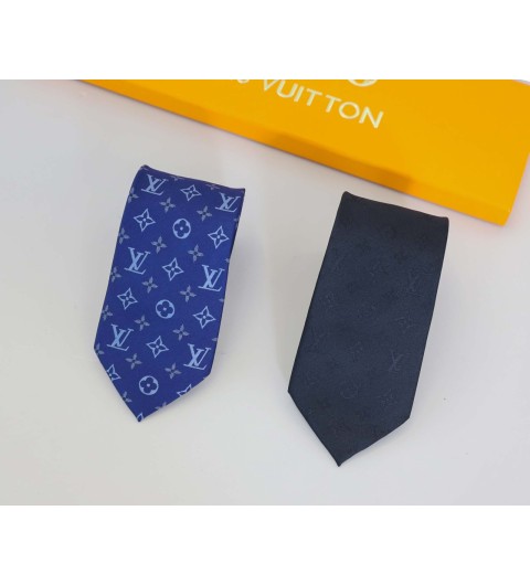 루이비통 [ L.V ] 수입 LV 듀얼 타이 입고 국내배송