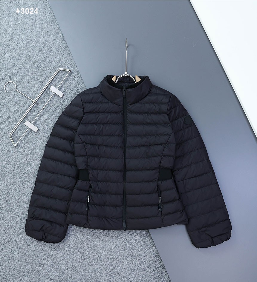 몽클레어 핏 플레어 쇼트 다운 자켓 국내배송