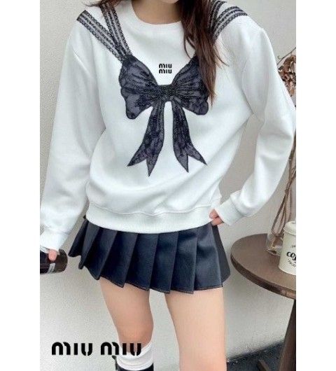 미우미우 블랙리본 맨투맨  국내배송