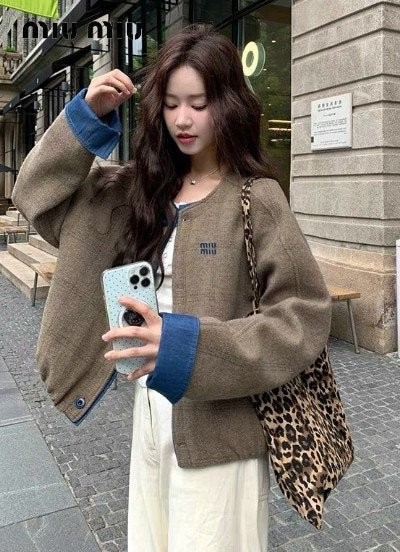 미우미우 블루포인트 자수 자켓 국내배송