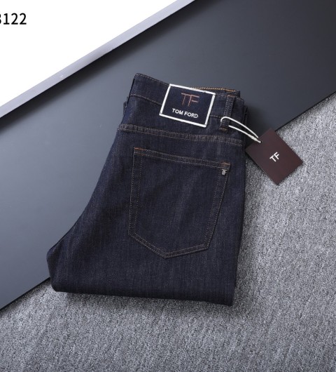 톰포드 수입 로고 패치 데님 팬츠 입고 국내배송