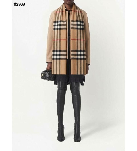 버버리 쉐도우 EKD 클래식 체크 숄 머플러 국내배송